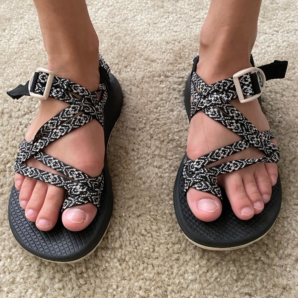 Chacos size 7 like new